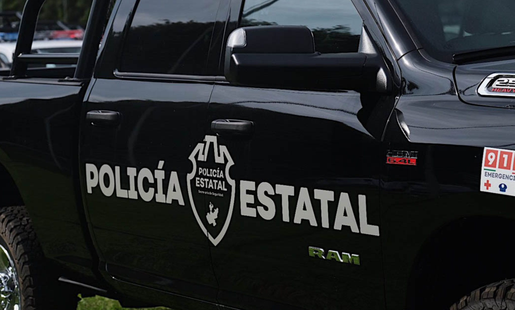 Detienen a cinco policías municipales por asesinato y violación en Jalisco